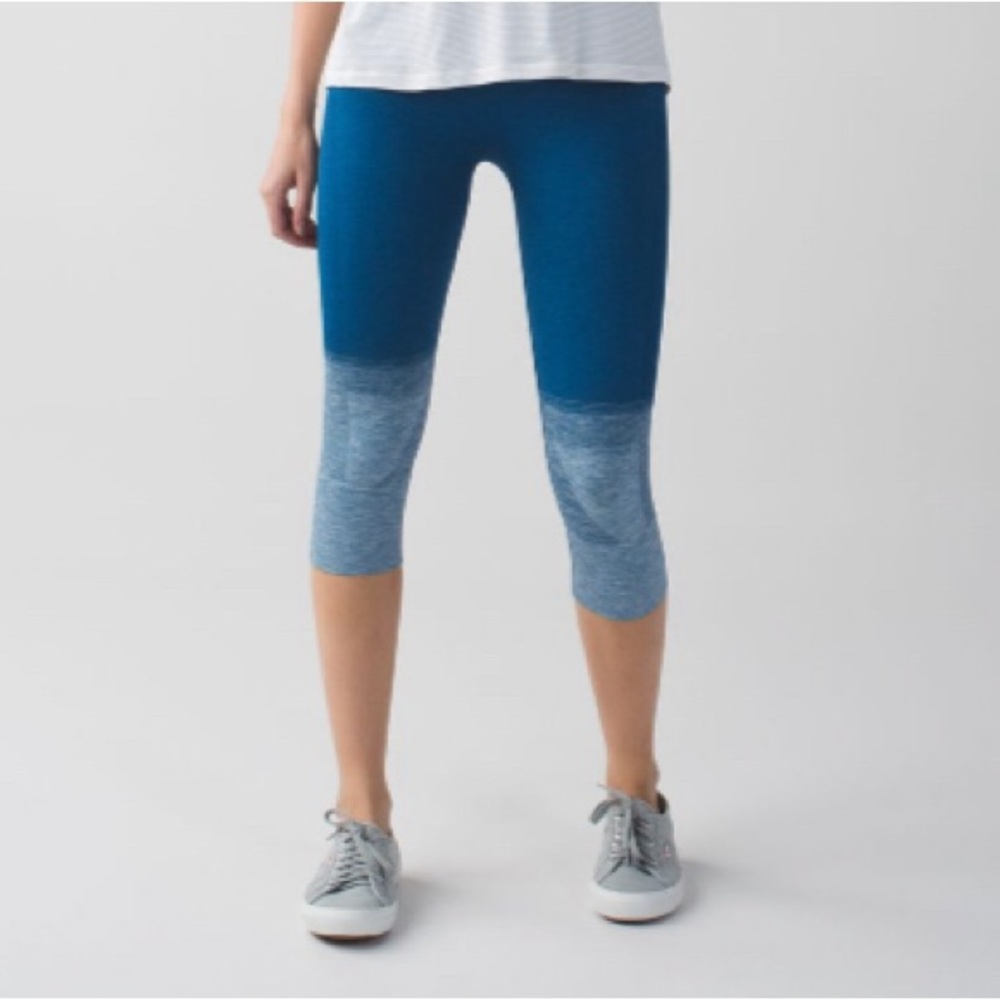 Lululemon Seamlessly Street Crop Leggings Size 6
